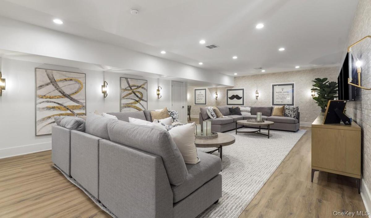 Finished basement with powder room