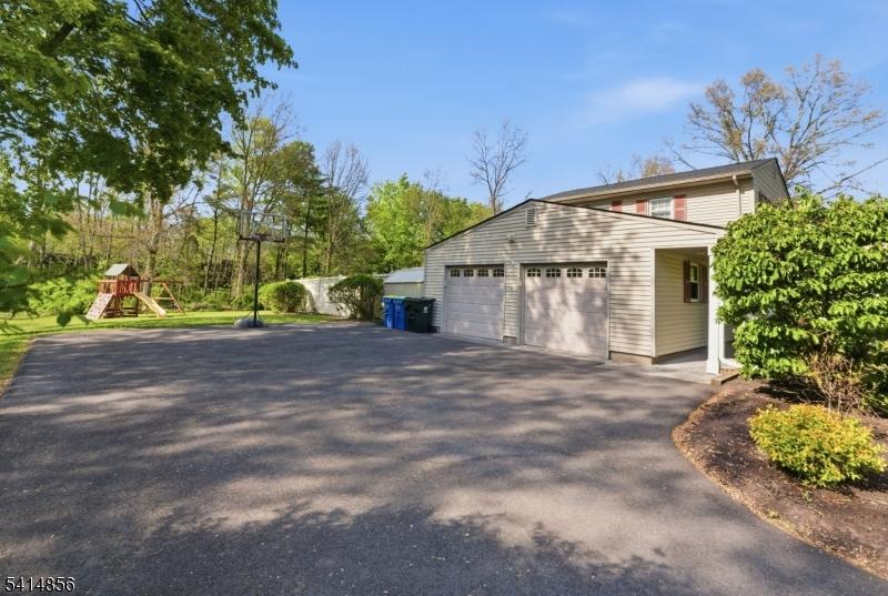 2 car garage