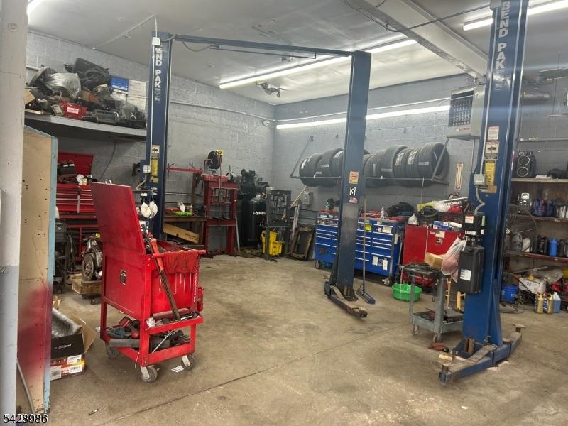 repair shop view