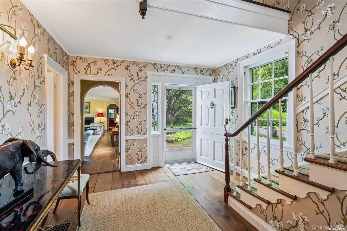 Entrance Foyer