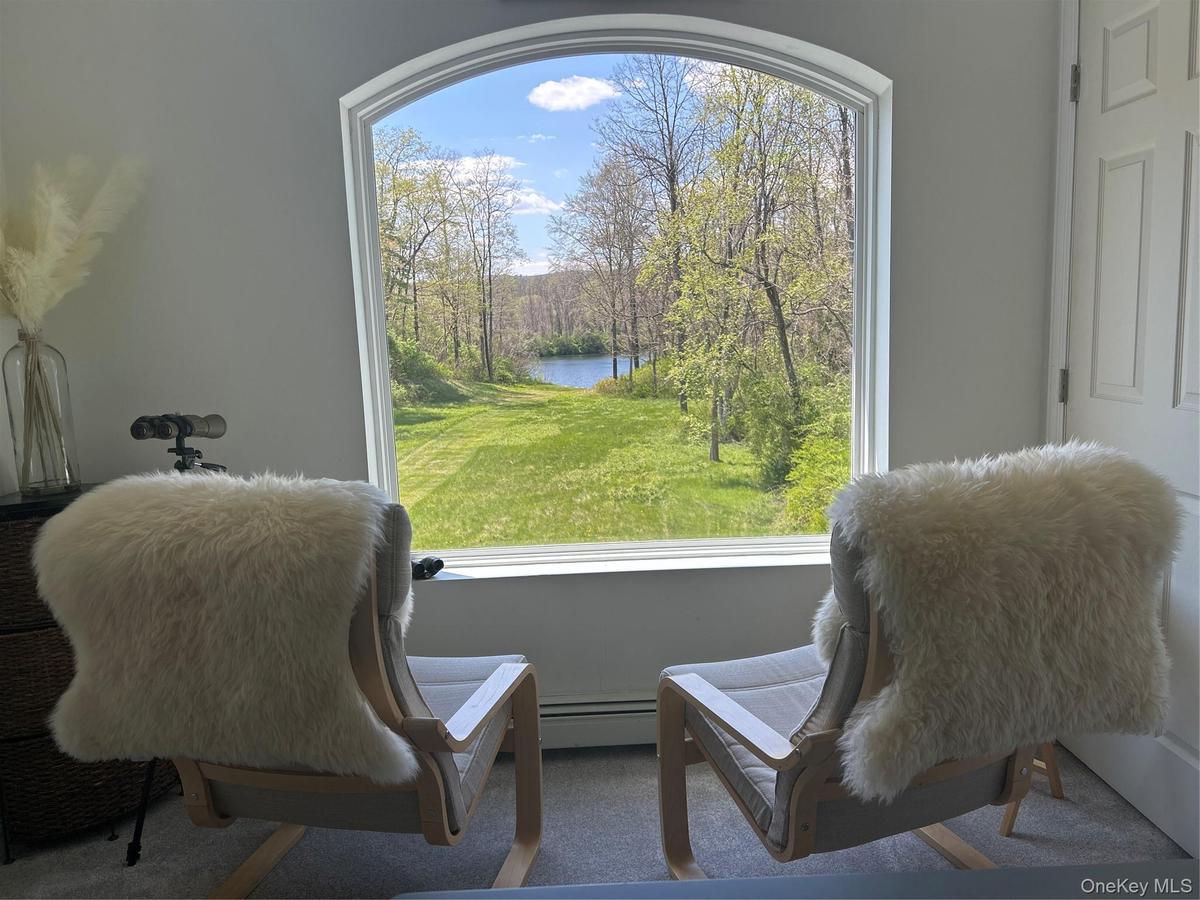 Picturesque Sitting area to view the backyard.