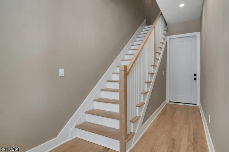 Front Foyer and Entrance