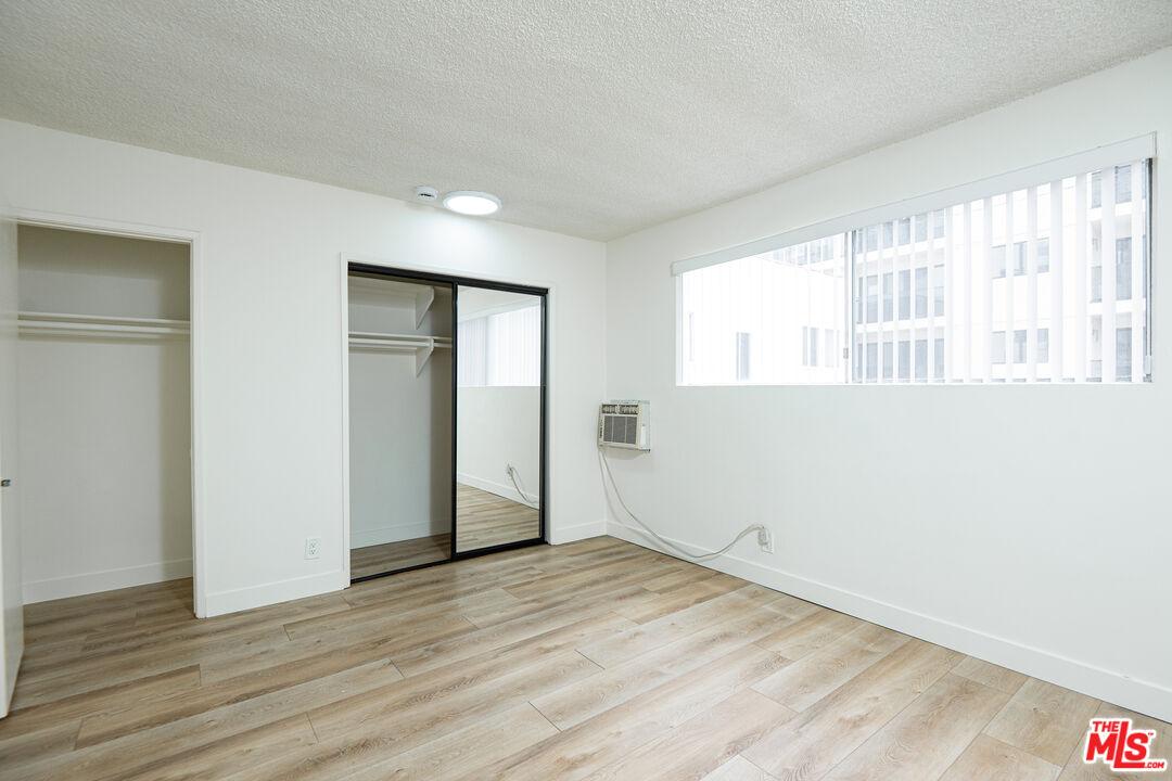 337 N Palm_bedroom