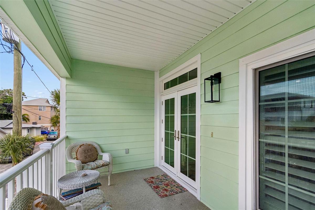 Front entry/ porch, French doors