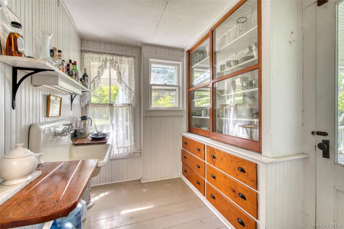 butler's pantry
