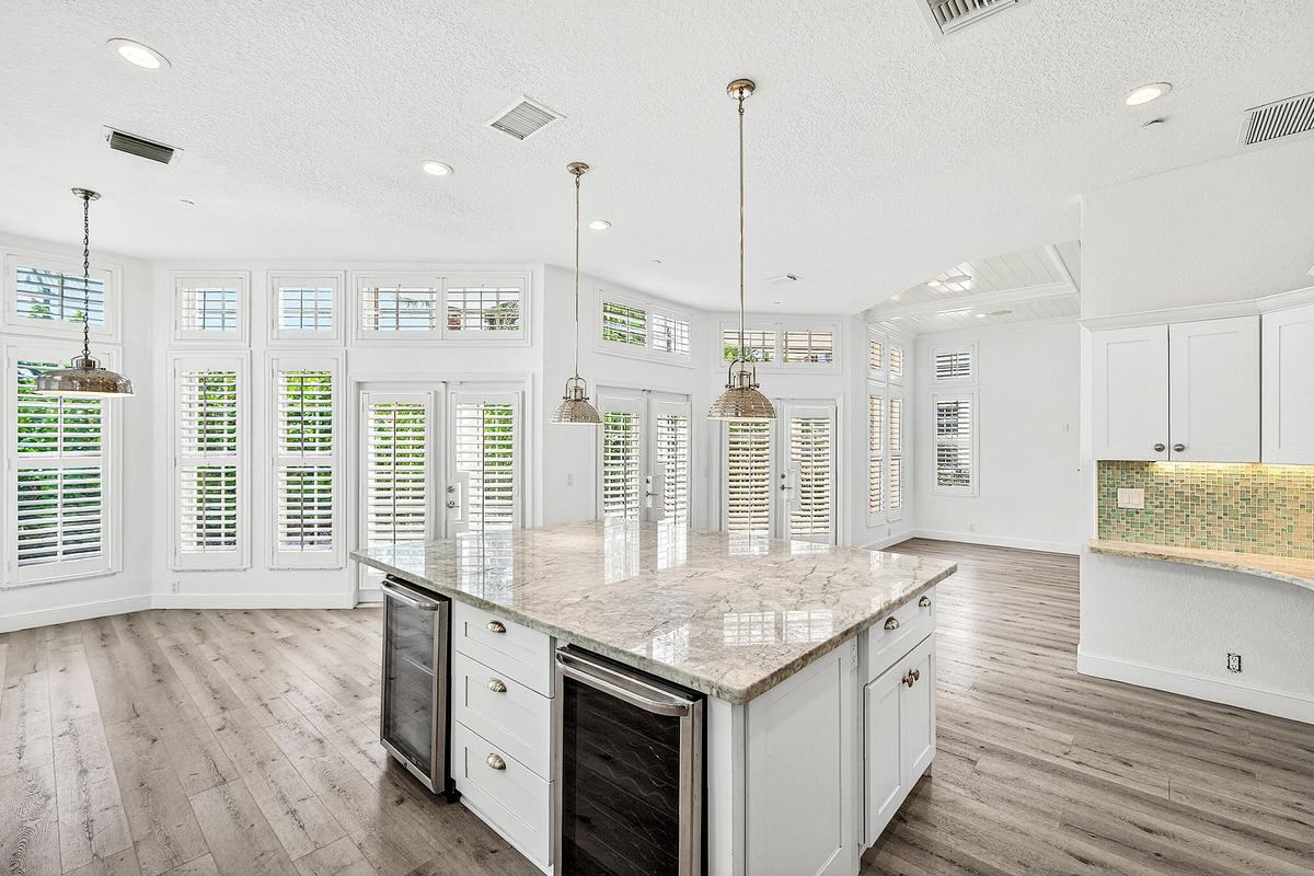 015-130JupiterKeyRoad-Jupiter-FL-33477-S