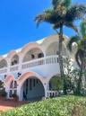 Fachada con arcos / Facade with arches