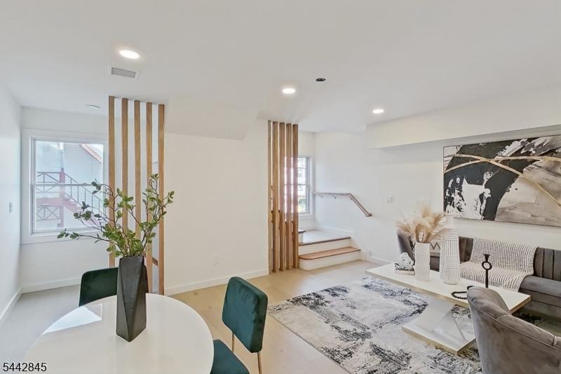 Living / Dining