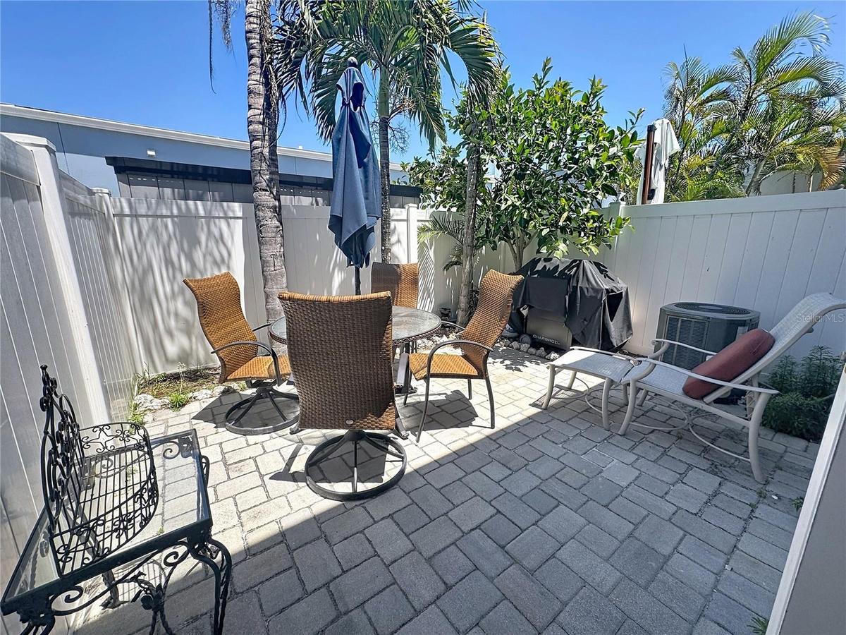 Private Fenced Courtyard Out Back