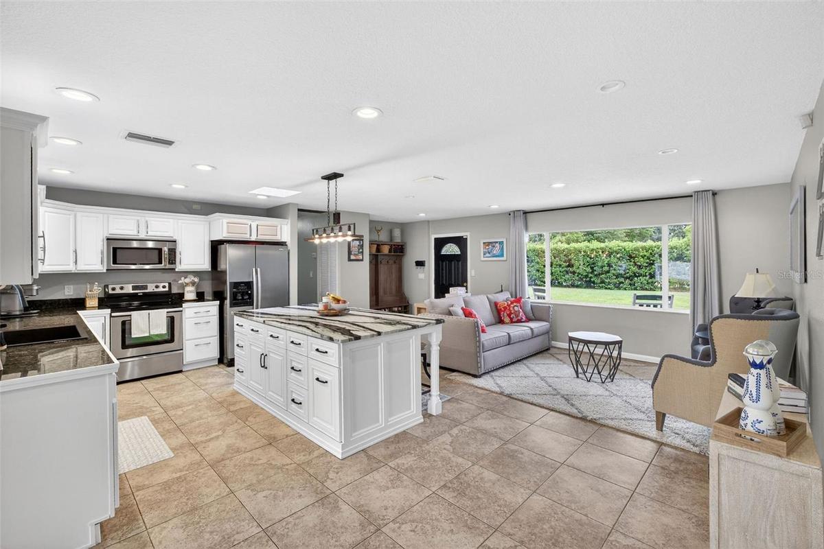 Newly Renovated Kitchen