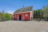 Barn