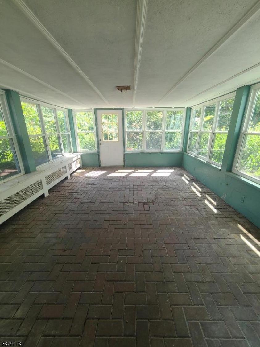3 Season Room