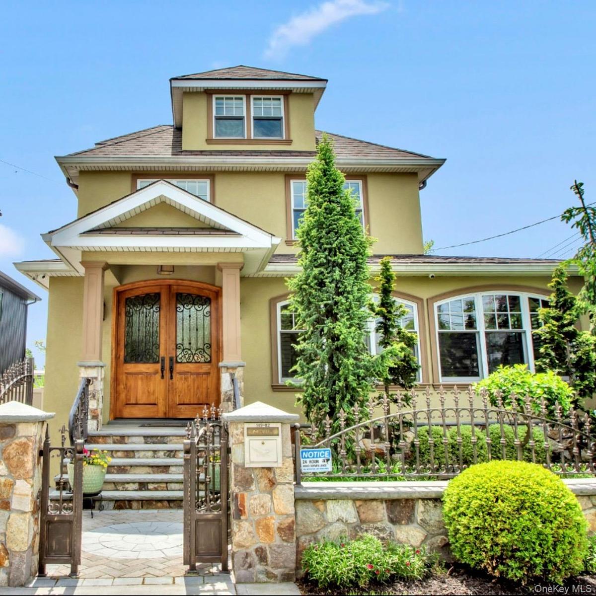 149-02 11 Ave Whitestone, NY