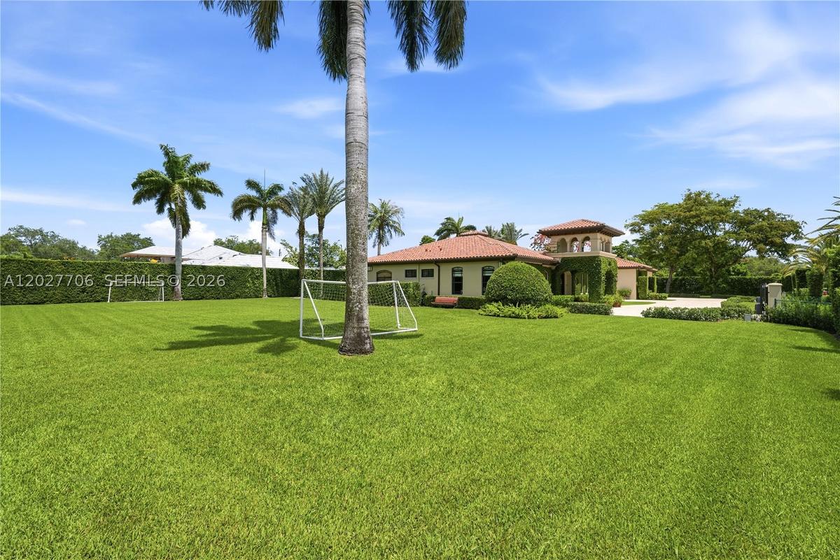 Great yard for soccer field or tennis court