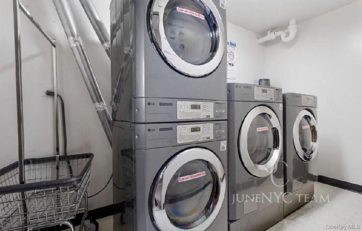 Convenient Laundry on Every Floor – Residents enjoy easy access to a dedicated laundry room located on each floor, making everyday living more conveni