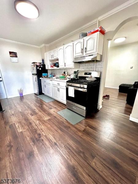 Kitchen 1st Fl