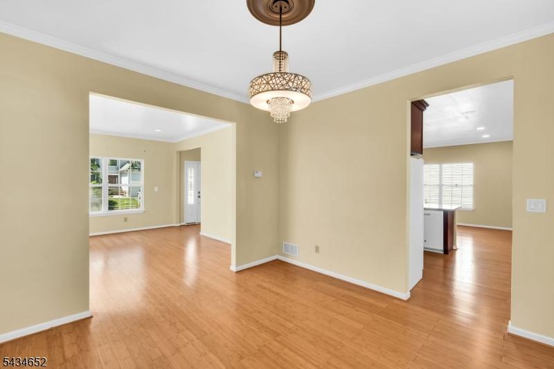 Dining Room w/Hardwood Floors