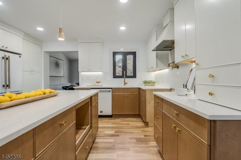 Quartz Counter Top