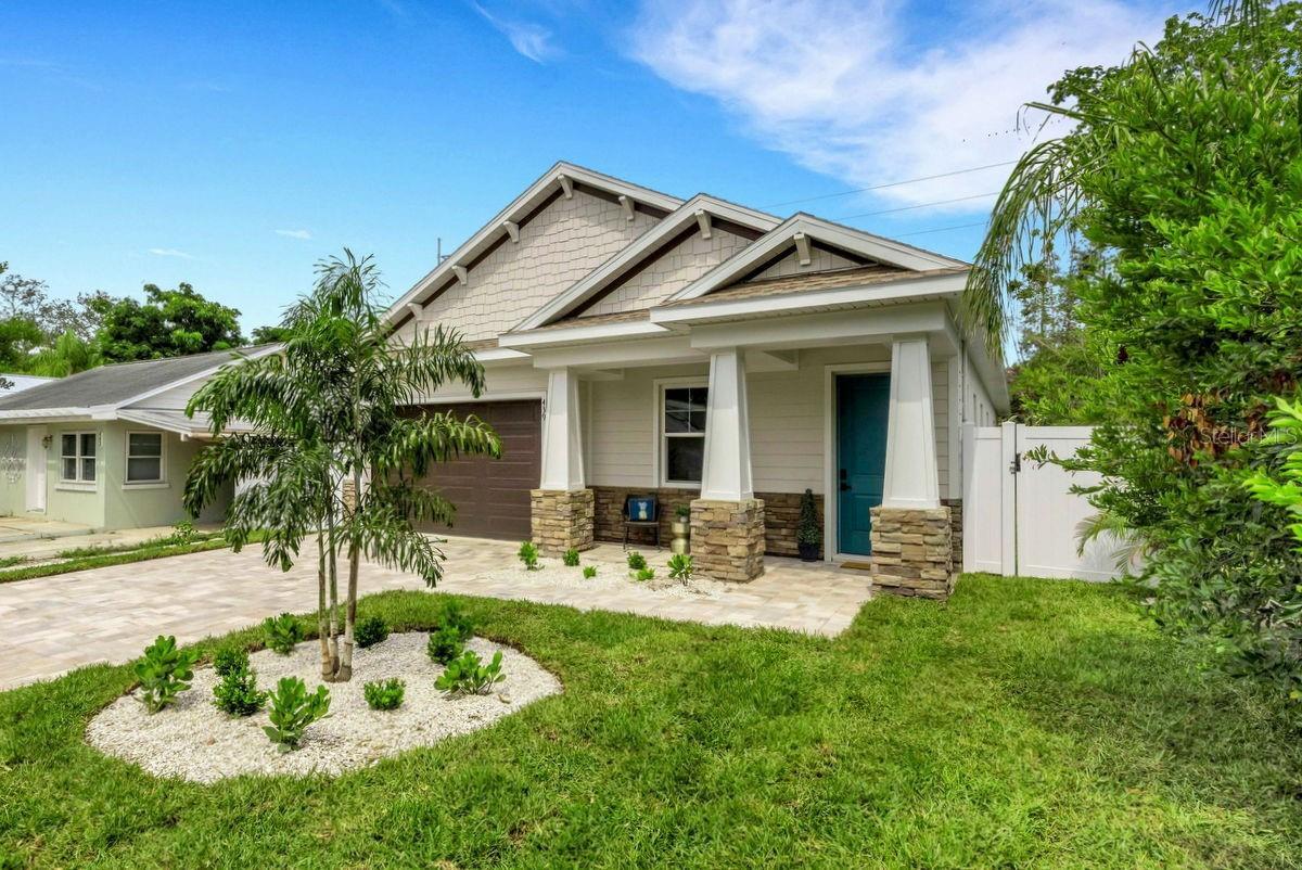 Tropical Landscaping