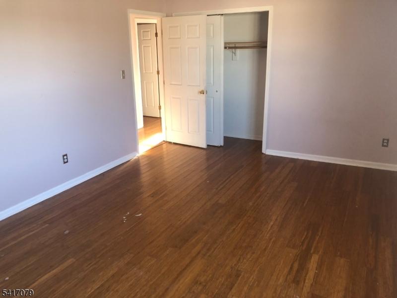 Large Bedroom