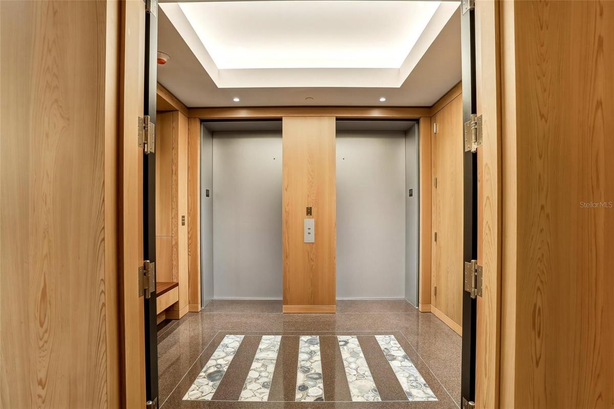 private foyer entry