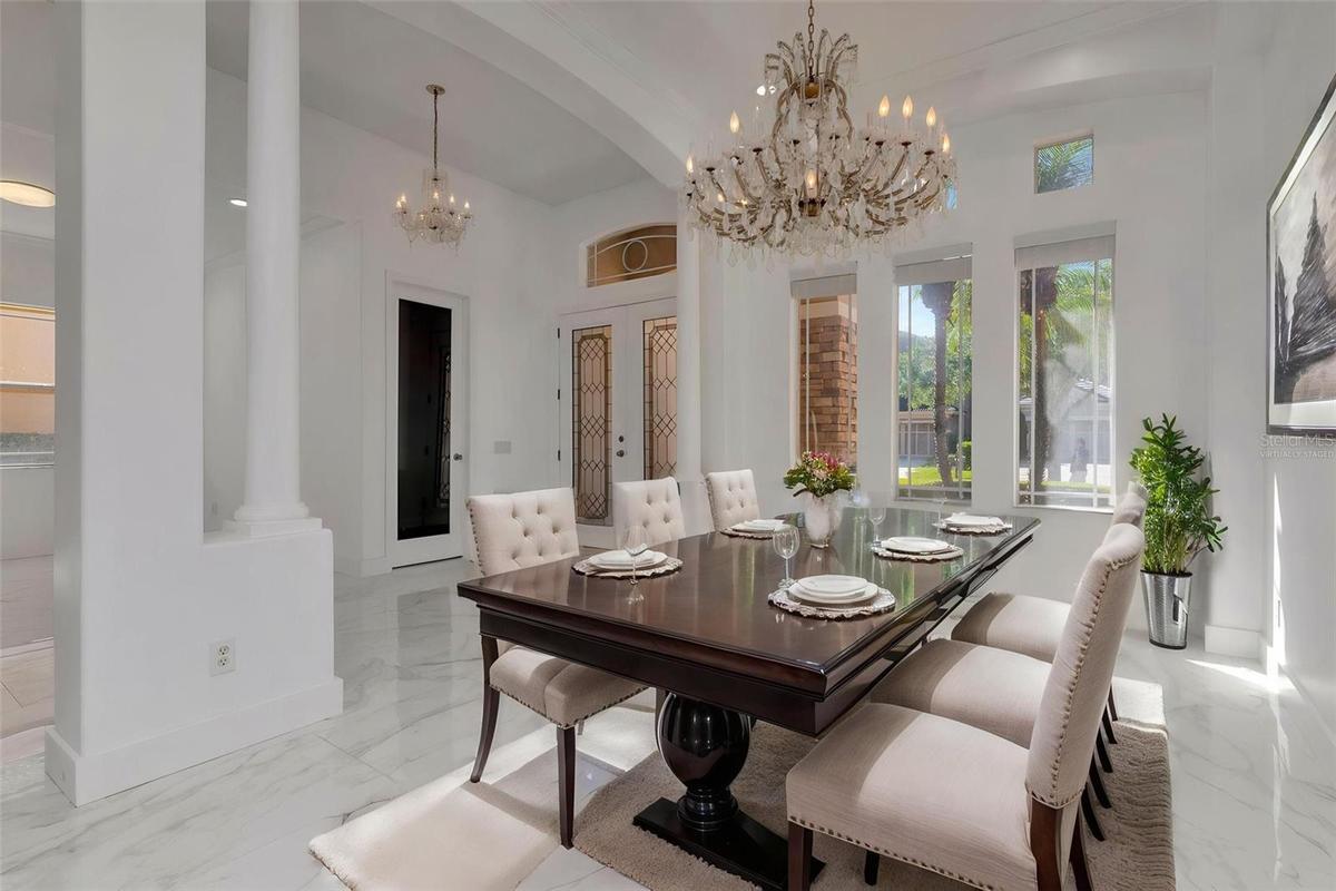 Virtually Staged-Dining Room