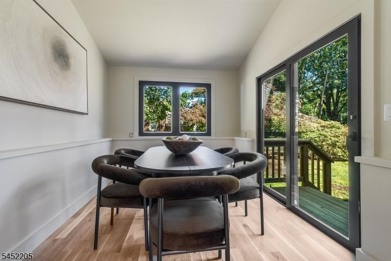 Dining Rm / access to Backyard