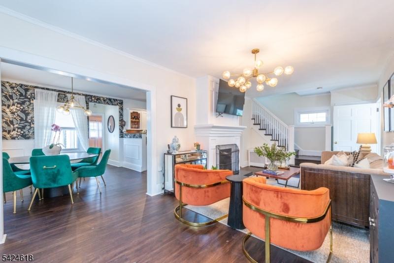 Dining Room/Living Room
