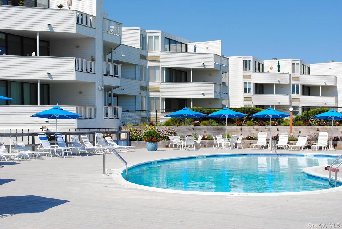 Heated Swimming Pool