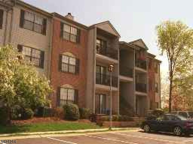 Society Hill 2nd floor condo