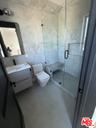 Full Bathroom 2