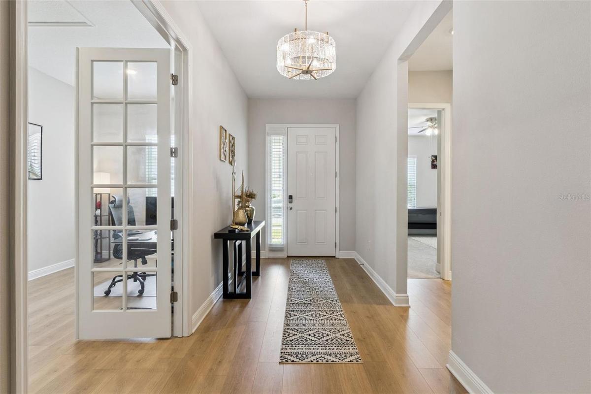 Foyer / Front Hall