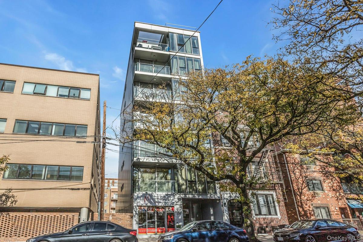 View of apartment building / complex