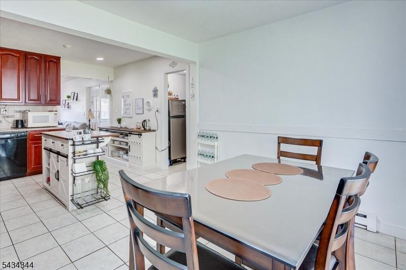 Eat in Kitchen