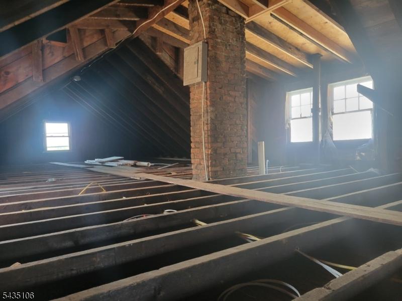 FULL ATTIC