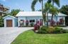 Small garage onsite great for bikes and beach gear