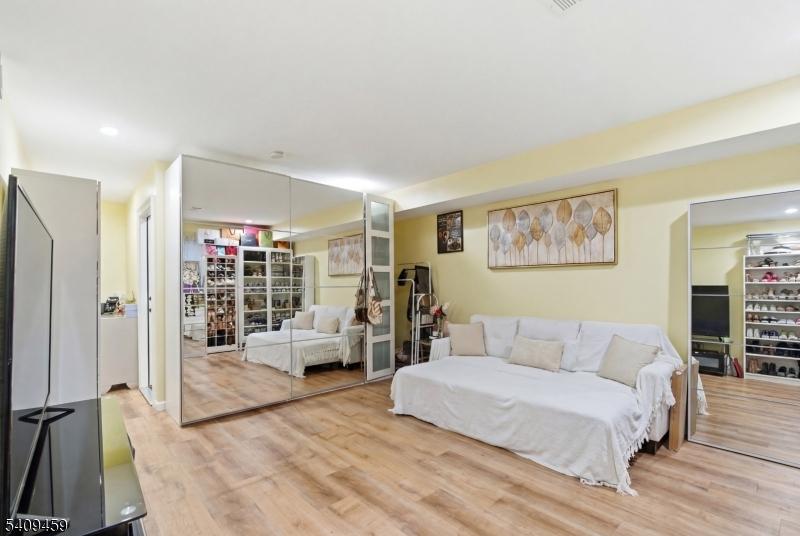 Fam room