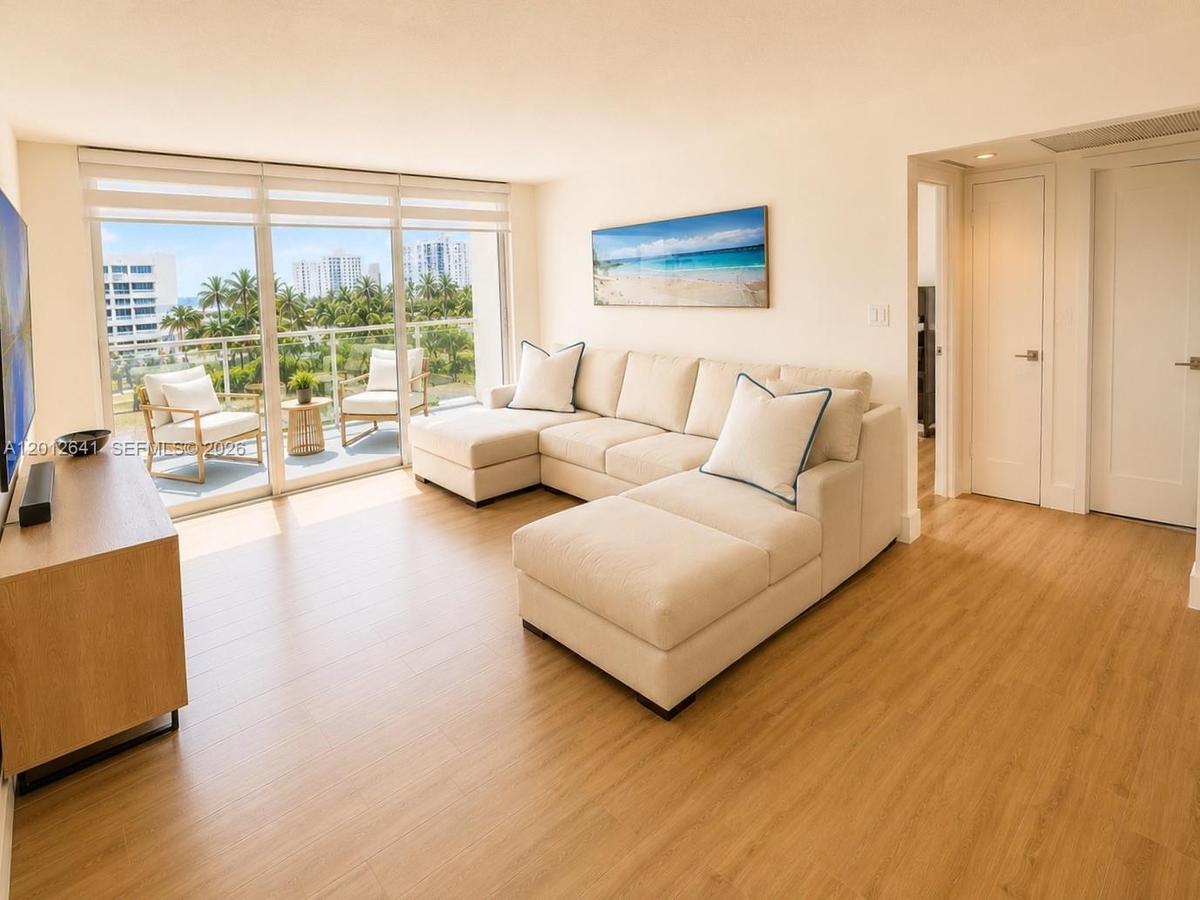 ENJOY SPACIOUS COMFORT AND LIVING BEACHSIDE AT PARKER PLAZA