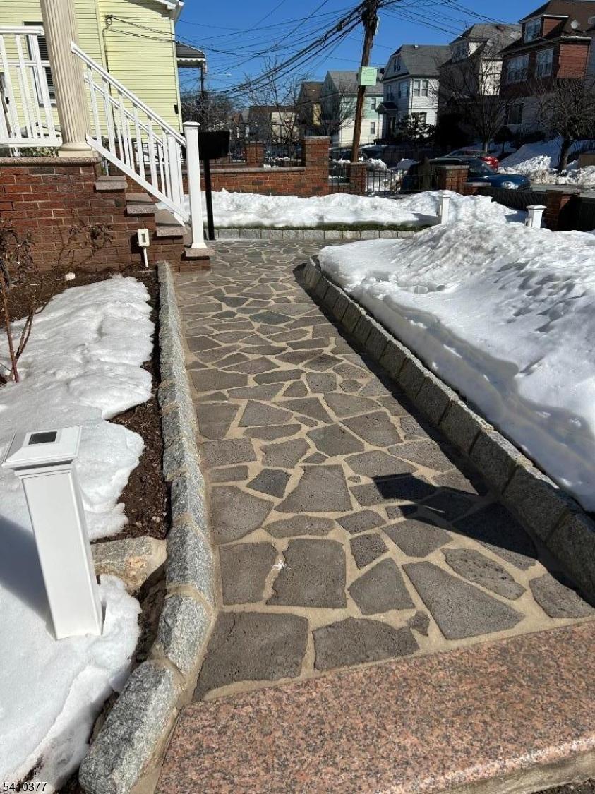 walkway from driveway