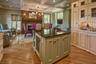 Kitchen to breakfast room
