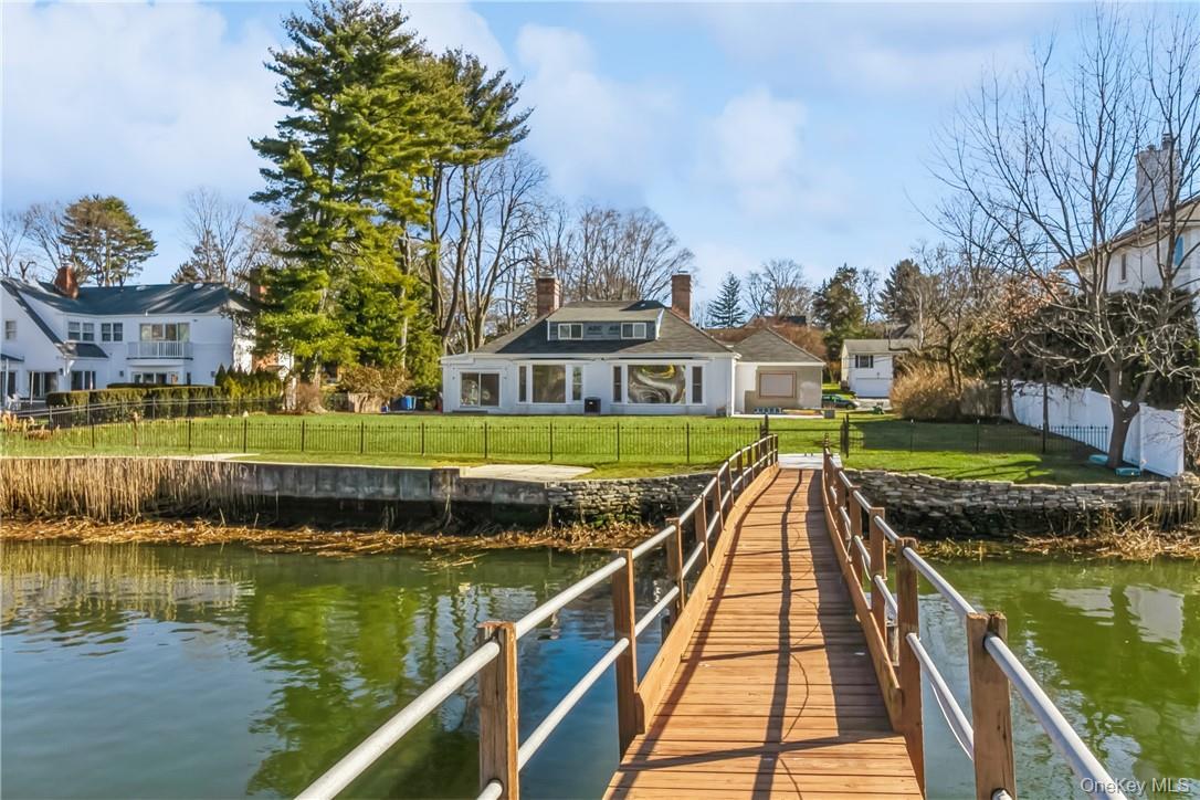 Private dock