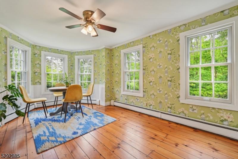 Breakfast Nook