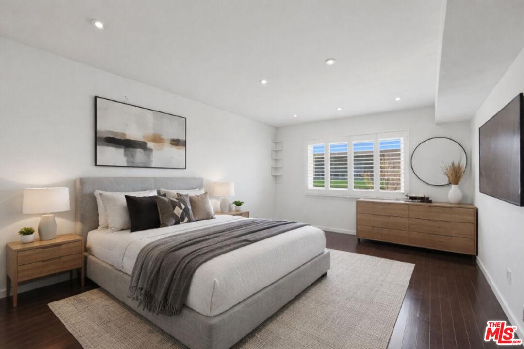 Virtual / digital staging