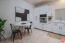 Eat-in Kitchen