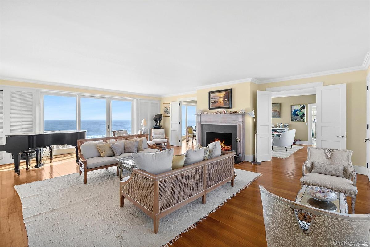 Elegant Living Room