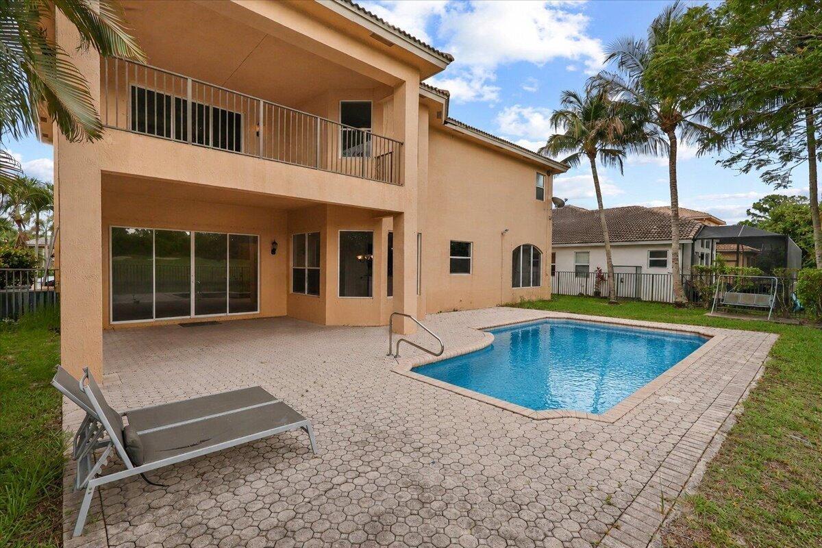 BACKYARD-POOL DECK