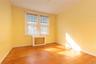 Middle bedroom
