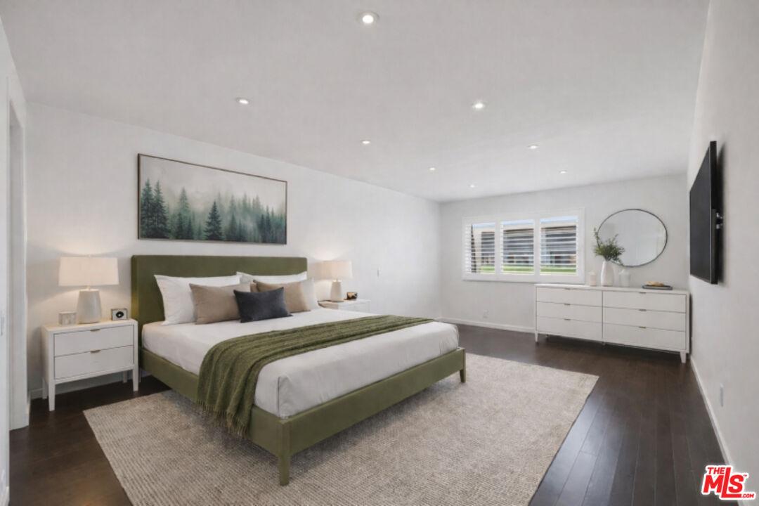 Virtual / digital staging
