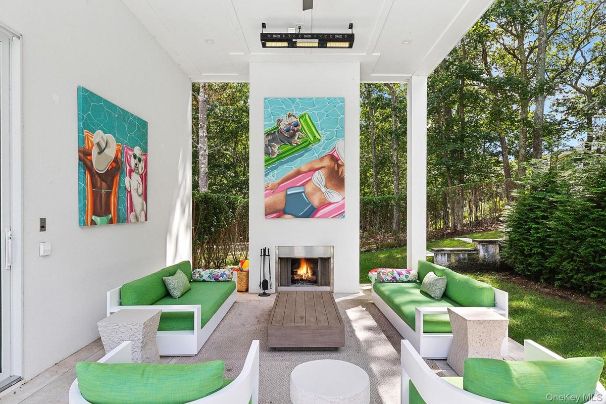 Palm Beach/Miami Chic  Backyard Pool House
