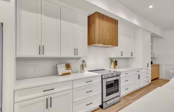 85 AVENIDA MESSINA, SARASOTA FL 34242 MLS#A4686937Kitchen